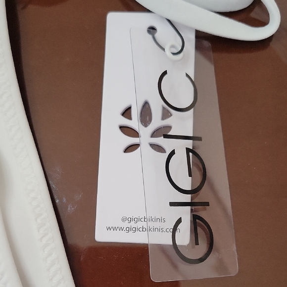 ***GIGI C White Christina Cutout Bikini Set. NWT*** - Picture 9 of 13